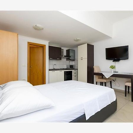 Apartmani Livajic Duce Exterior photo
