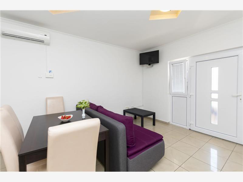 Apartmani Livajic Duce Exterior photo